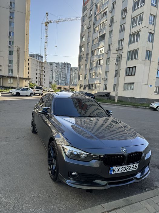 BMW F30 2014 год 2.0 twinturbo