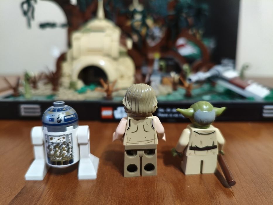 LEGO star wars dagobah diorama