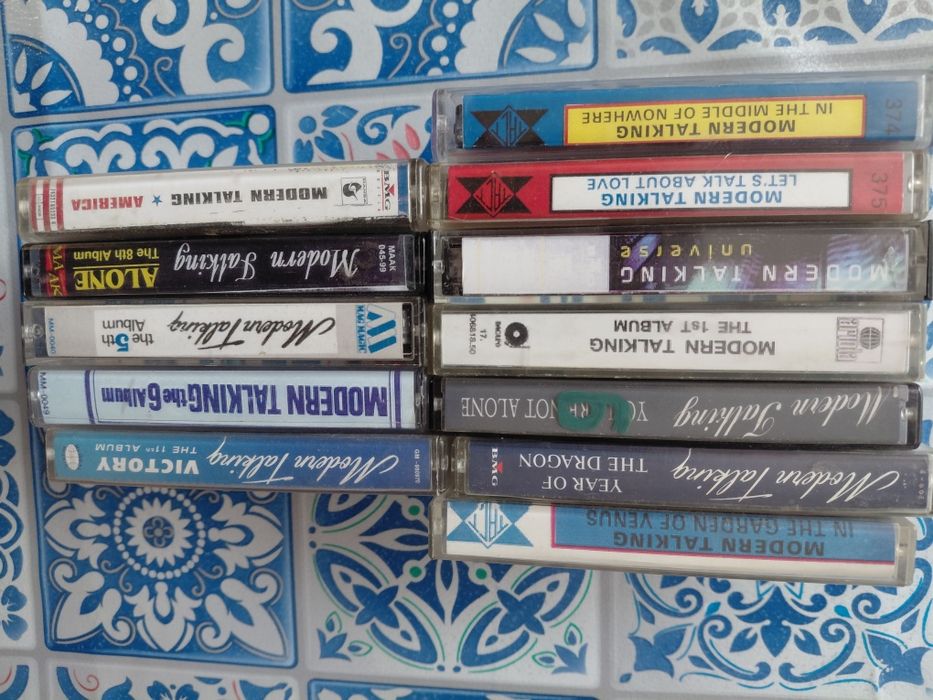 Аудіо касети с записами гуртаModern talking