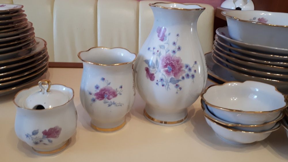 сервиз фарфоровый обеденный СССР Барановского завода.