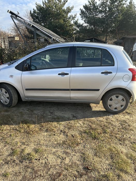 Toyota Yaris 1,3 ben,gaz2007