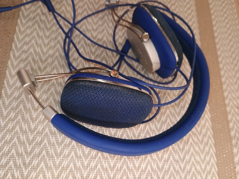 Eleganckie i  niskoprofilowe hi-fi słuchawki Bowers & Wilkins P3
