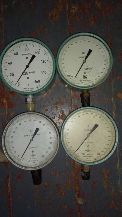 Манометр 11202 разные