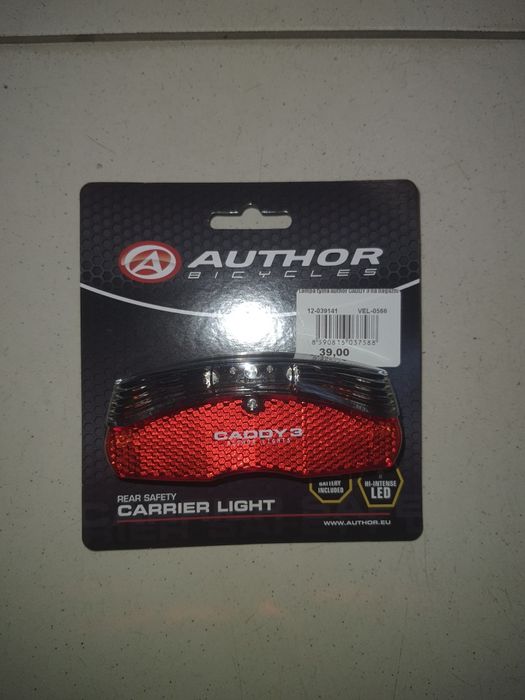 Lampka rowerowa tył na bagażnik- baterie