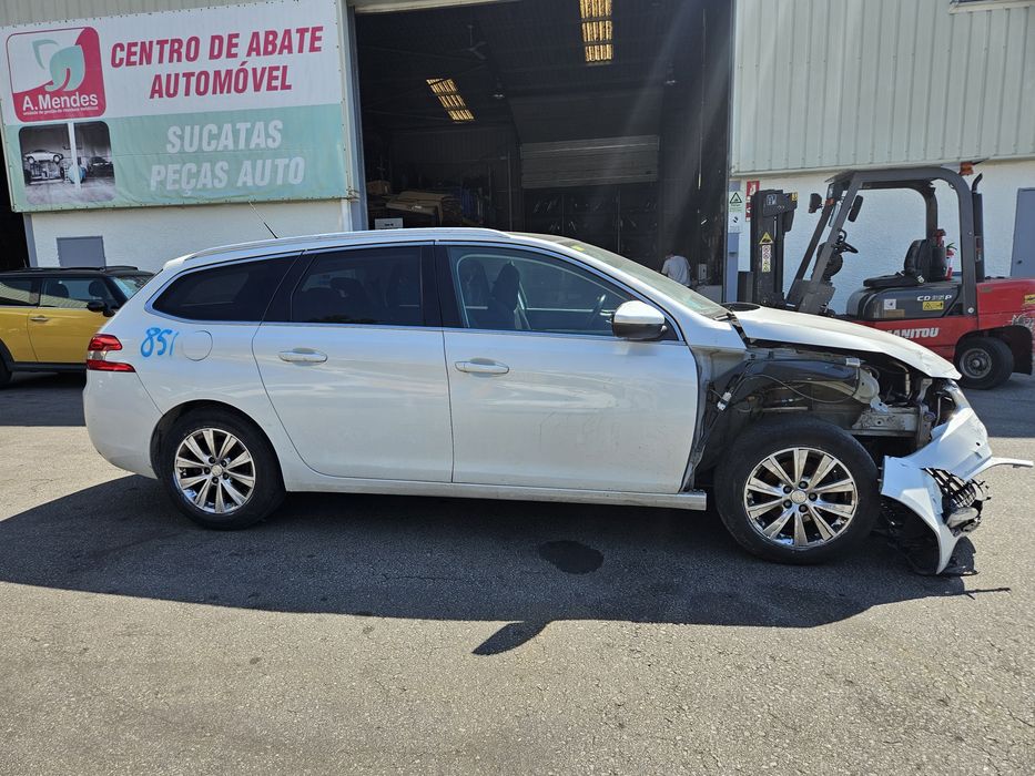 Peugeot 308 SW II 1.6 BlueHDi de 2016 para peças