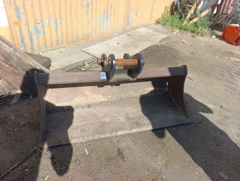 Excelente Balde giratória hitachi 3 ton