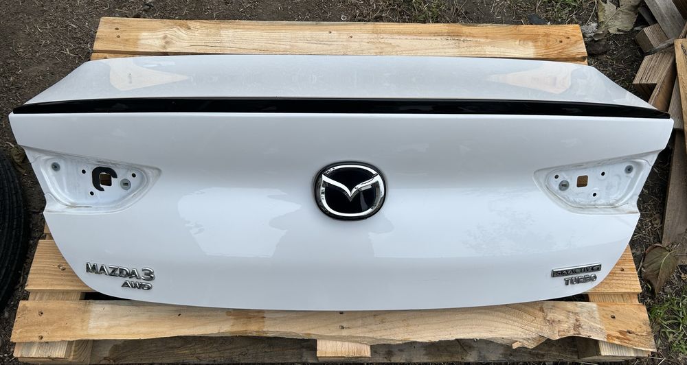 Крило мазда 3 bp бп