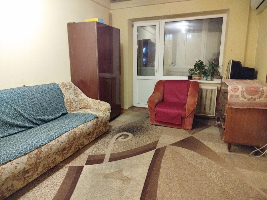 Оренда кімнати біля ТРЦ Квадрат (Воскресенка). БЕЗ господарів!