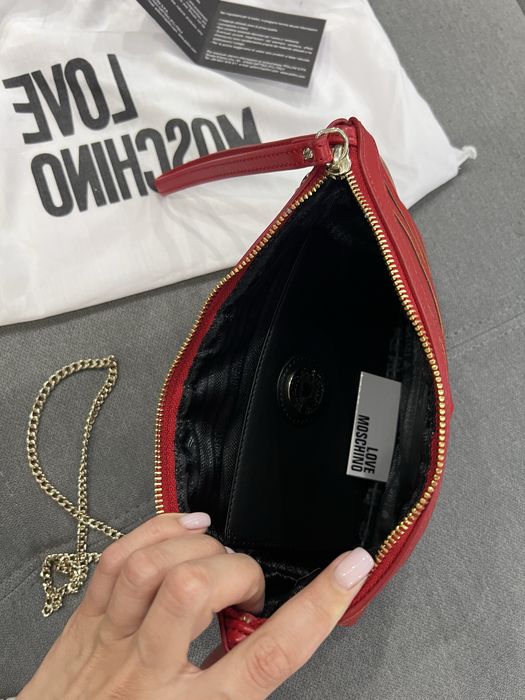 клатч-сумка Love Moschino