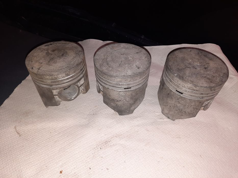 Поршня на ВАЗ 2101 (76.8)