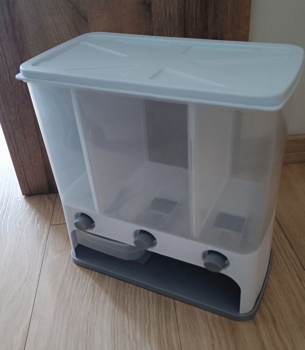 Pojemnik na produkty sypkie