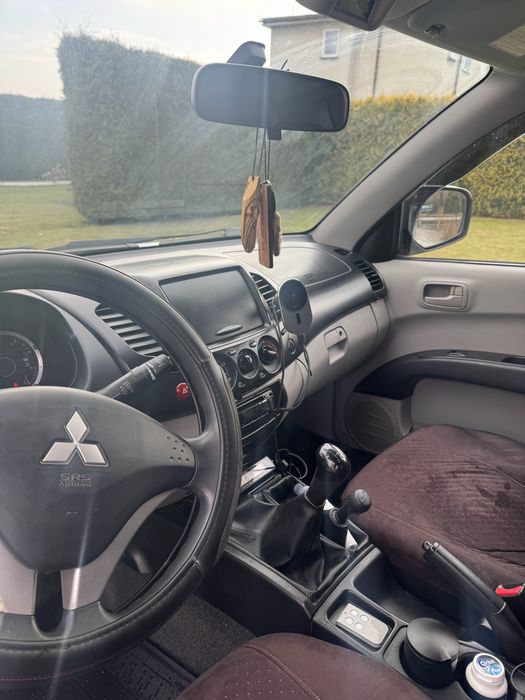 Sprzedam Mitsubishi L200