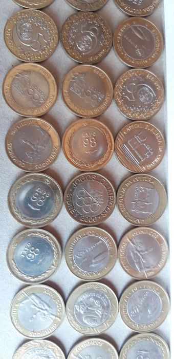 Conjunto de 45 Moedas Escudo Comemorativas/Outras