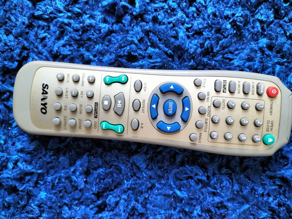 Conjunto de TV e DVD Sanyo