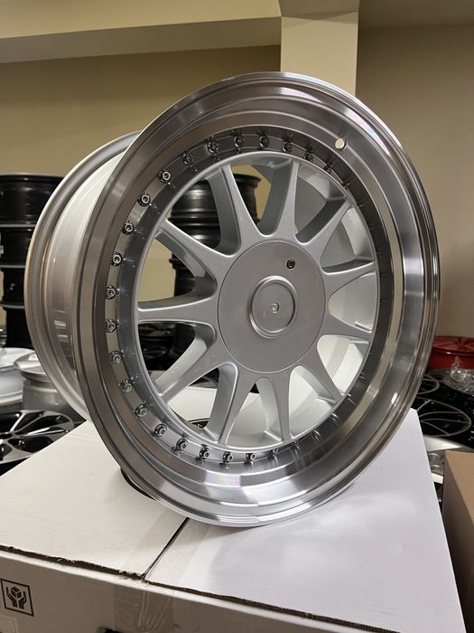 Jantes 17” Novas Estilo OZ Carlsson C/aba 5x100/5x120