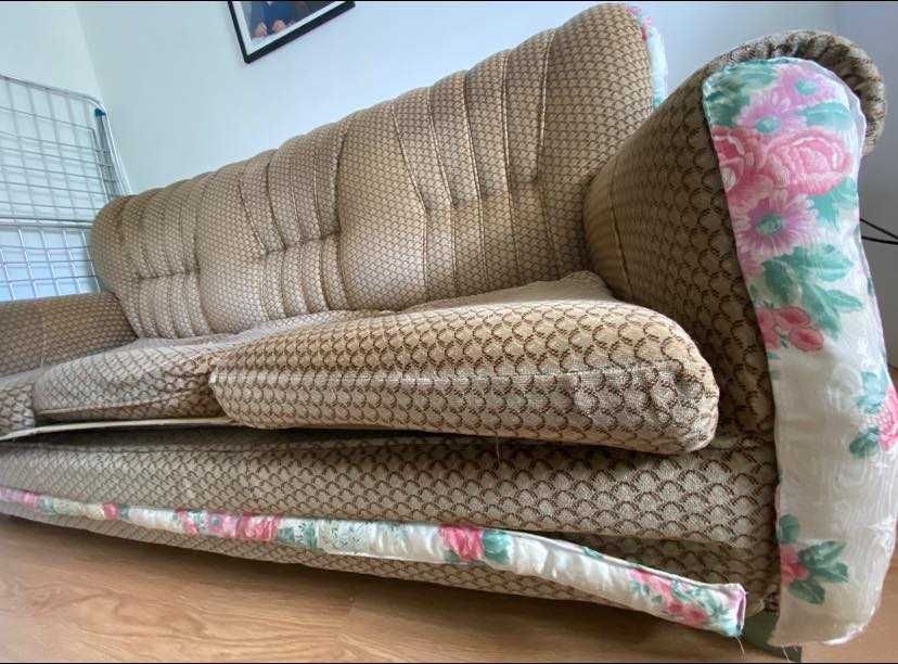 Sofá usado - grátis