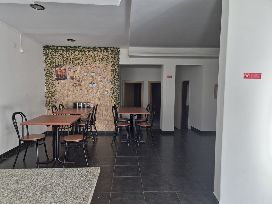 Aluga se cafe snack bar