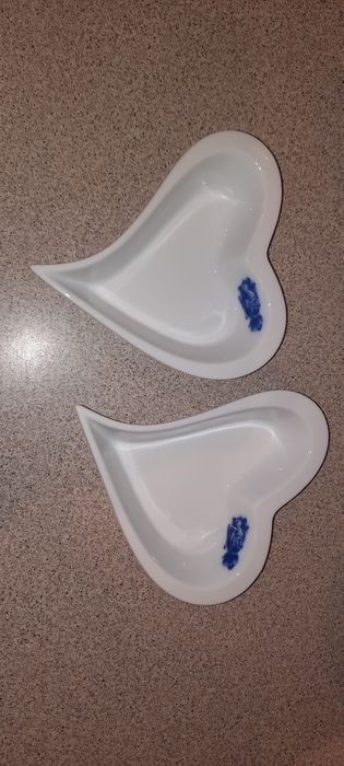 2 miseczki w kształcie serca