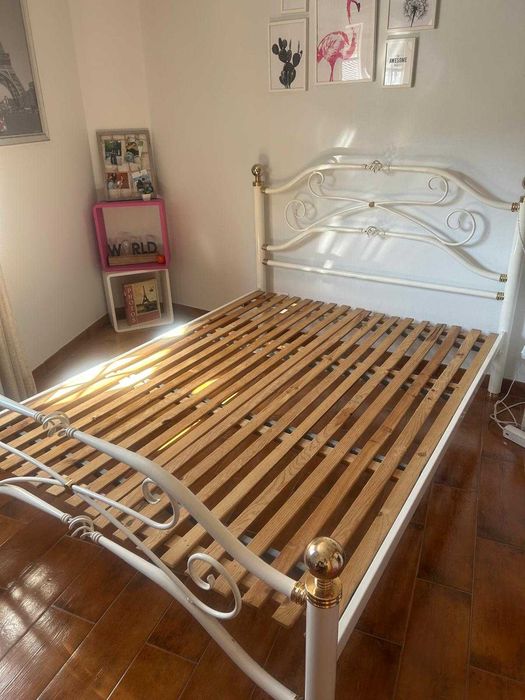 Cama de Casal (2,00mx1,50m)
