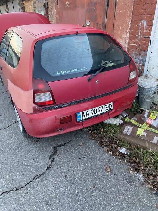 Мітсубісі кольт Mitsubishi Colt