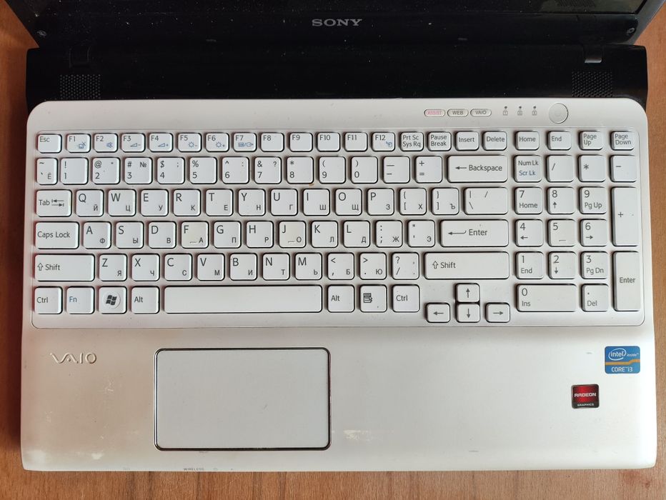 Ноутбук Sony SVE151C11V