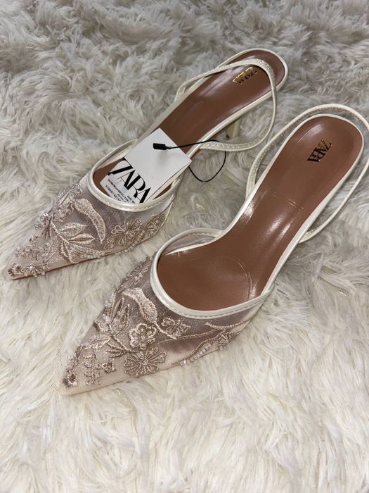 Туфлі Zara 39 розмір
