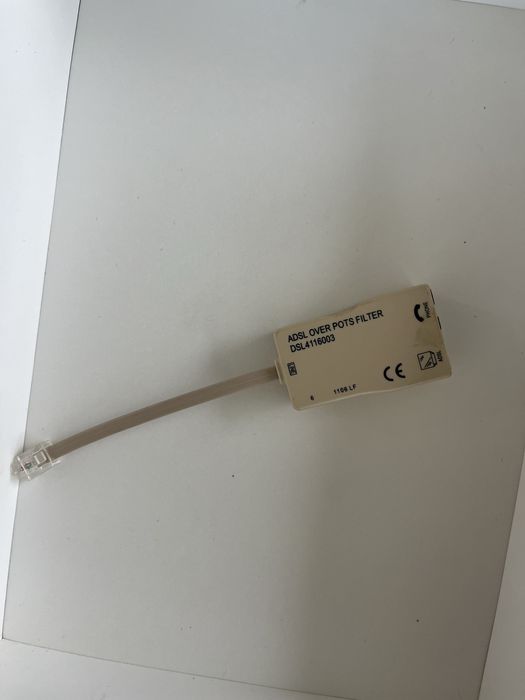 Cabos e entradas internet/rede