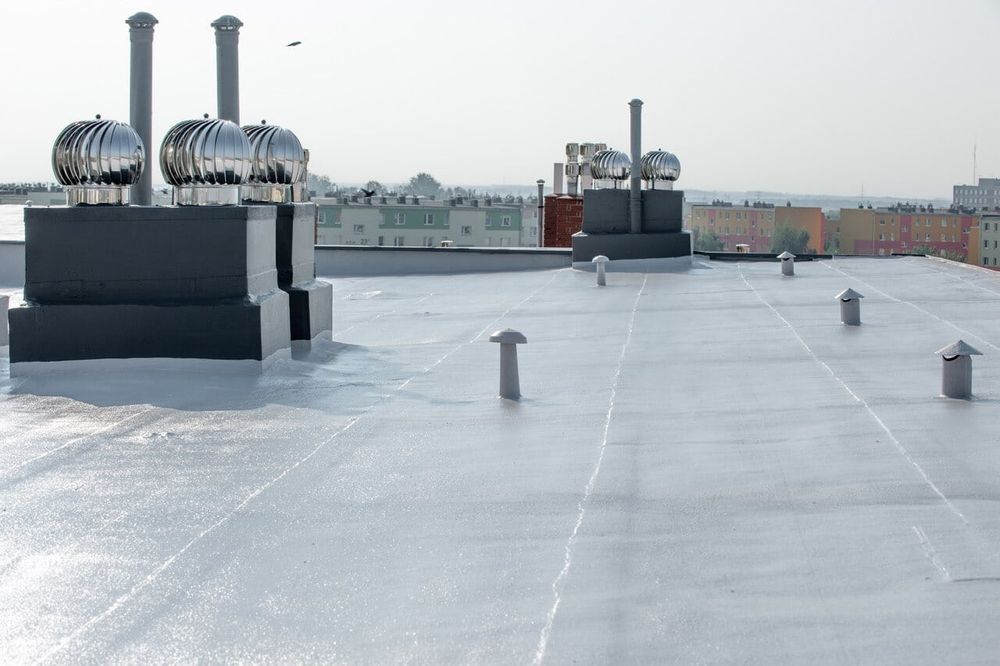 Remonty dachów Izolacje polimoncznikowe poliuretanowe renowacje pvc