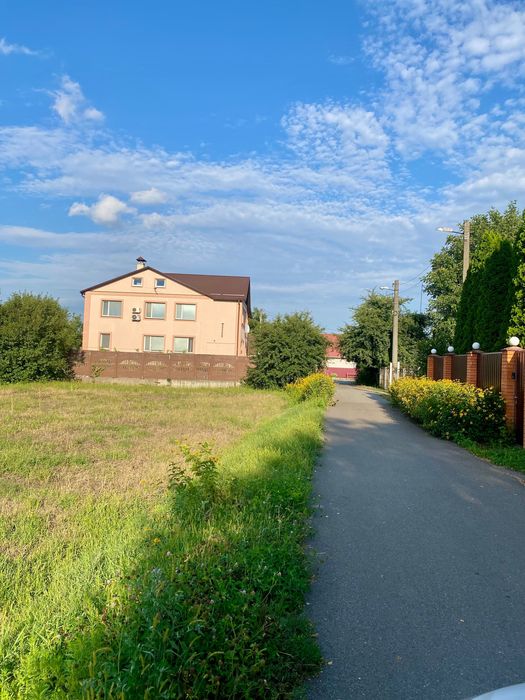 Продаж будинку в Борисполі, вул. Братуся — 322 м² на ділянці 6 соток
