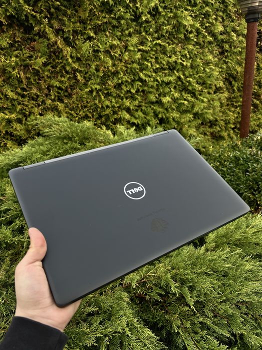 Ноутбук Dell Latitude 5580 / i5 / SSD 256 / 4G LTE / отличная батарея
