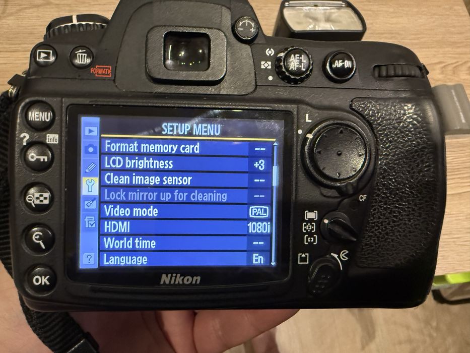 Nikon D300 Kit 24-85 + Nikkor 50 1:1.8