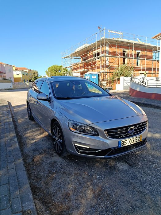 Volvo V60 D6 pluy in híbrido 285cv