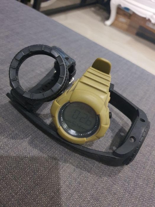 Relógio watx com, duas braceletes extra!