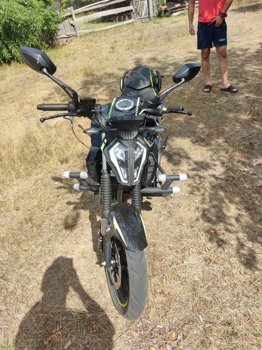 Mustang 200 кубовий
