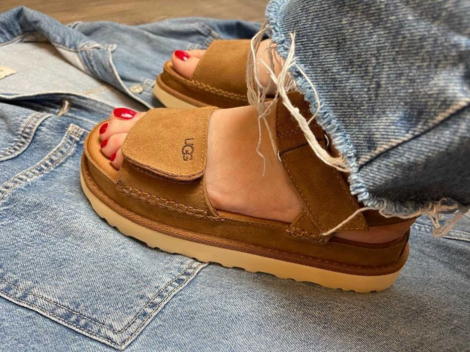 Сандалі UGG Goldenstar (40 р)