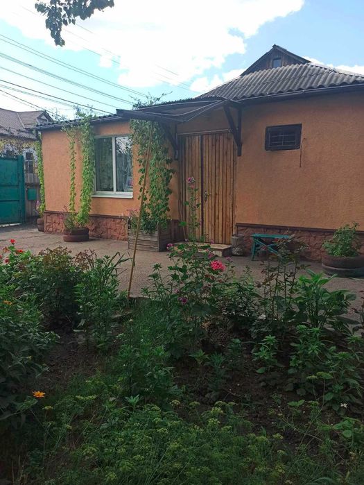 Продам будинок в центрі Дергачів
