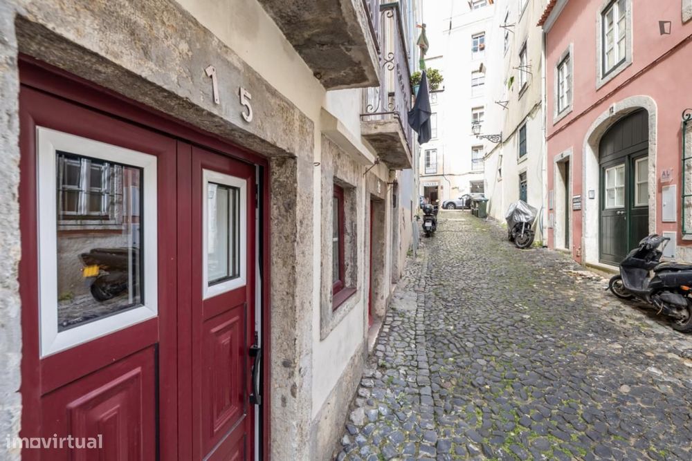 Estúdio - localizado em São Bento Lisbon
