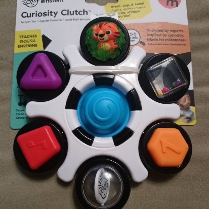 Sensoryczna Baby Einstein 3m+ Gryzak Grzechotka