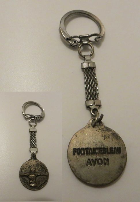Commemorative Keychain for the Fontainebleau Target Shooting Tournament, France
