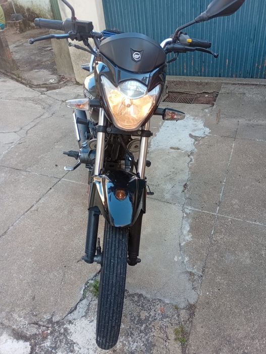 Moto keewei strike