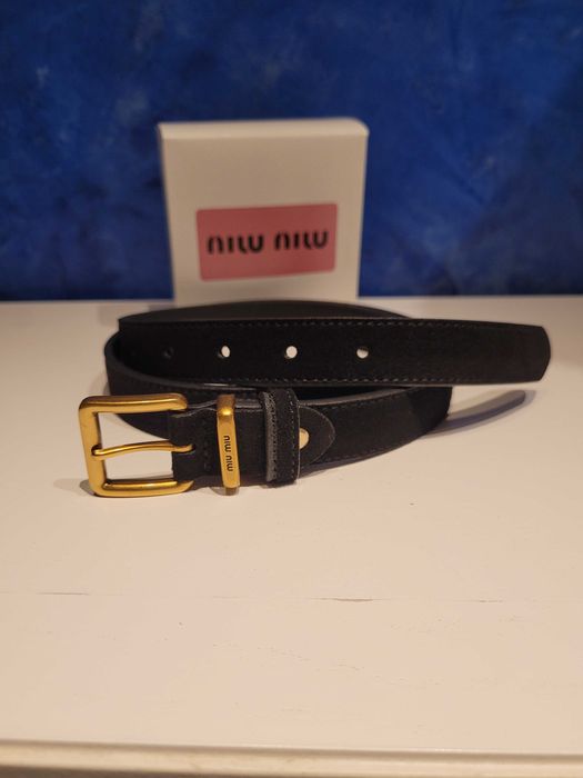 Czarny damski zamszowy pasek 105 cm