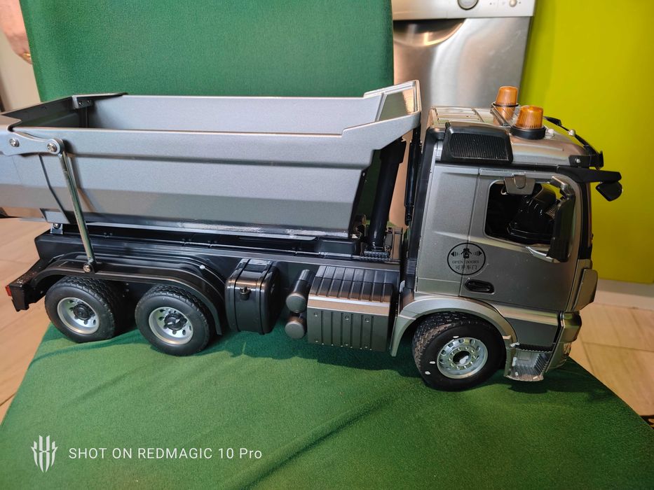 Mercedes Benz Arocs RC 1:20