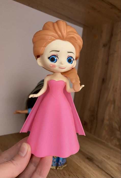 Лялька Ельза із серії розбірних фігурок Disney Princess