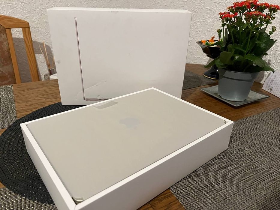MacBook Air 13" Новий
