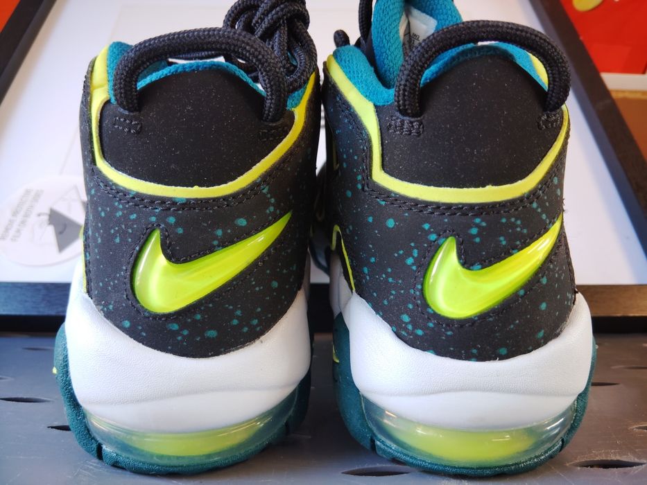 Air Air More Uptempo GS 36,5