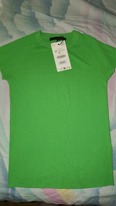 Футболка Zara ткань в рубчик