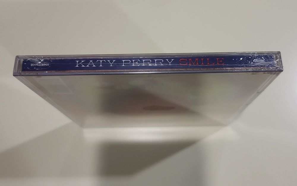 Katy Perry - smile target edition
