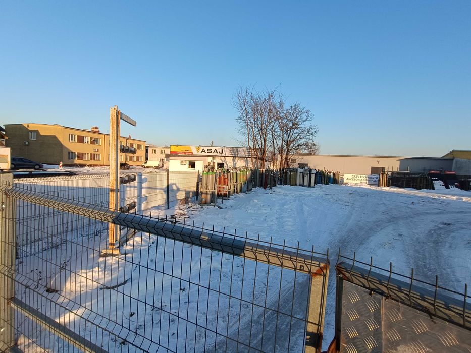Wynajmę plac w bardzo dobrej lokalizacji - 900 m2