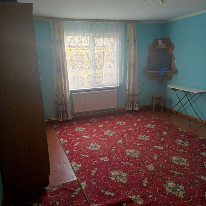 Продається будинок в центрі міста