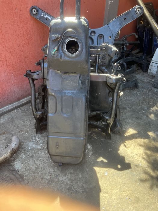 Бак бензобак ford explorer 2 год 2001 эксплорер форд